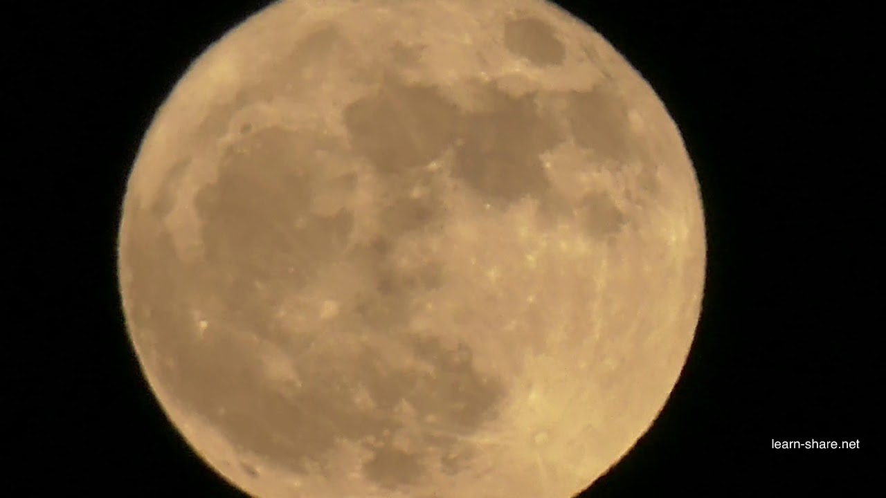 Read more about the article Panasonic Lumix FZ300 Full Zoom Moon 4K Video #1